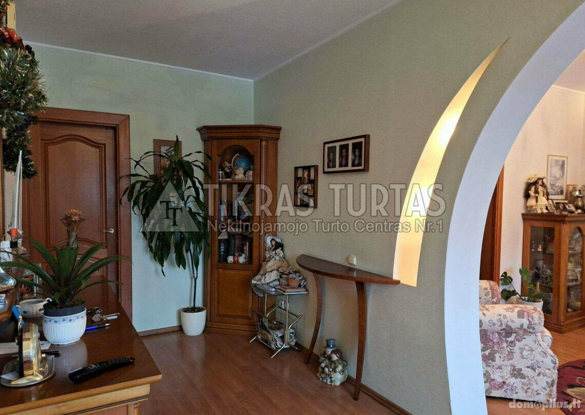 Продается 4 комнатная квартира Klaipėdoje, Varpuose, Liubeko g.