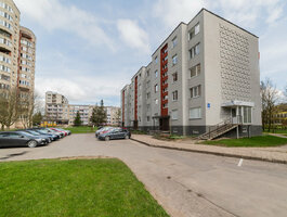 3 room apartment Šiauliuose, Dainiuose, Lyros g.