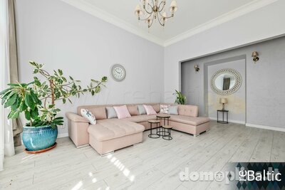 3 rooms apartment for rent Vilniuje, Senamiestyje, A. Strazdelio g.