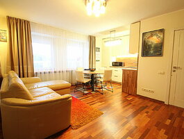 Parduodamas 3 kambarių butas Vilniuje, Lazdynėliuose, Motiejukų g.
