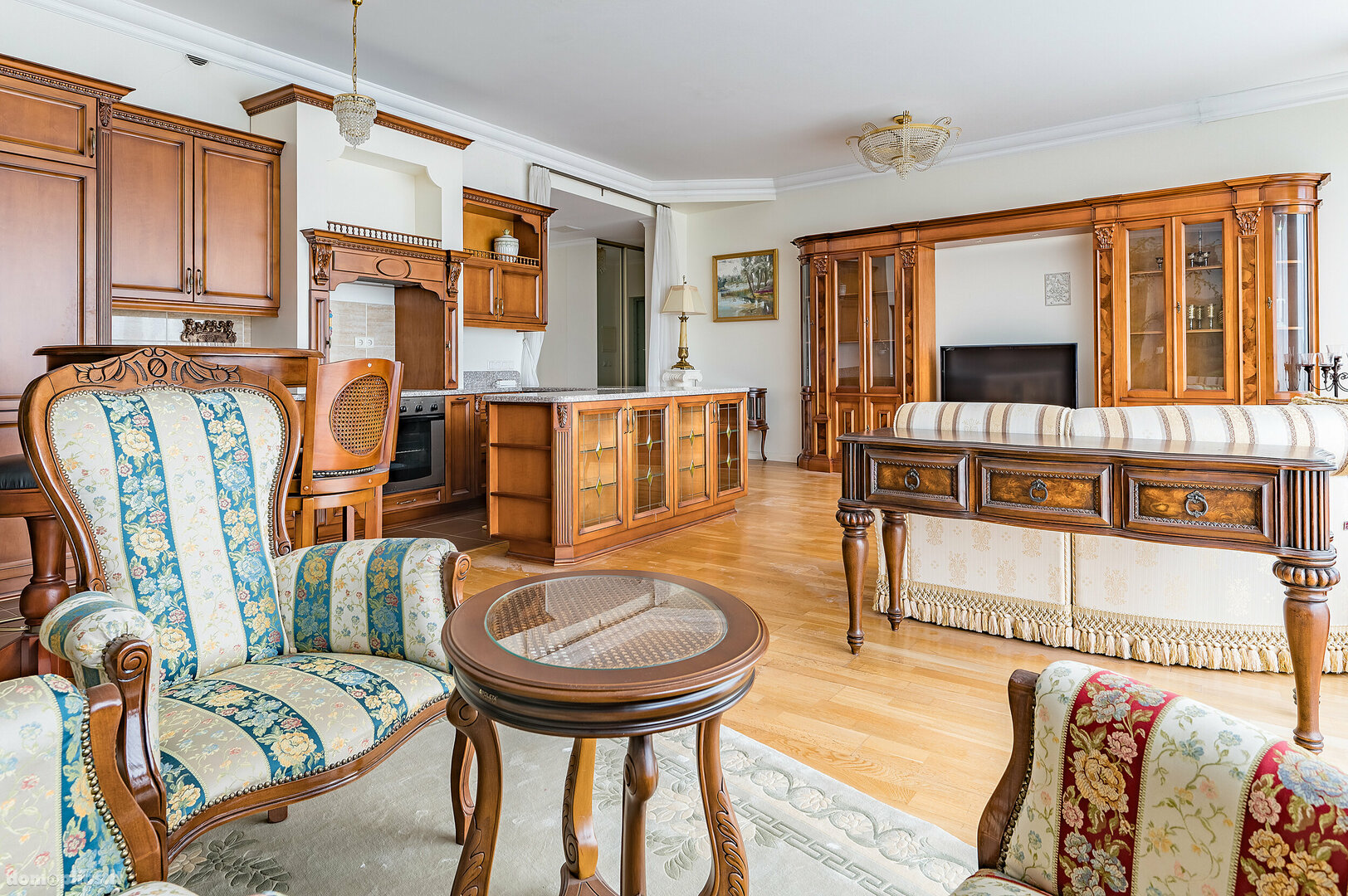 3 rooms apartment for sell Vilniuje, Šnipiškėse, Konstitucijos pr.