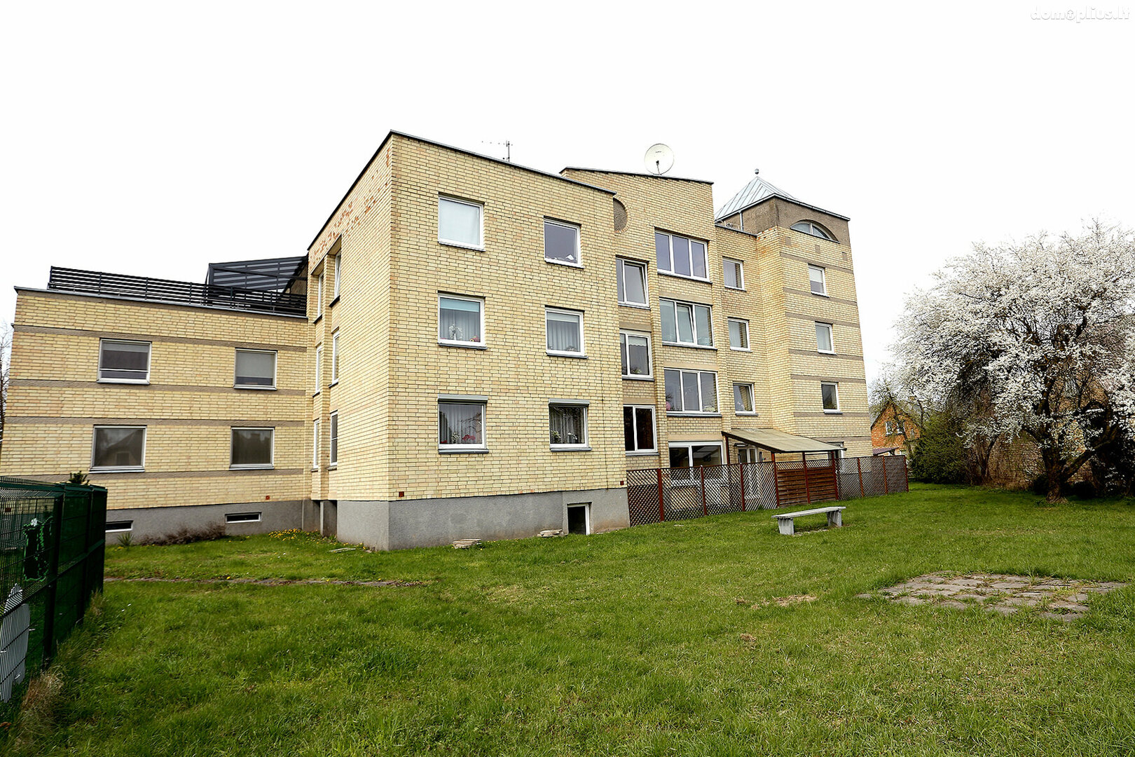 3 rooms apartment for sell Šiauliuose, Centre, Parko g.
