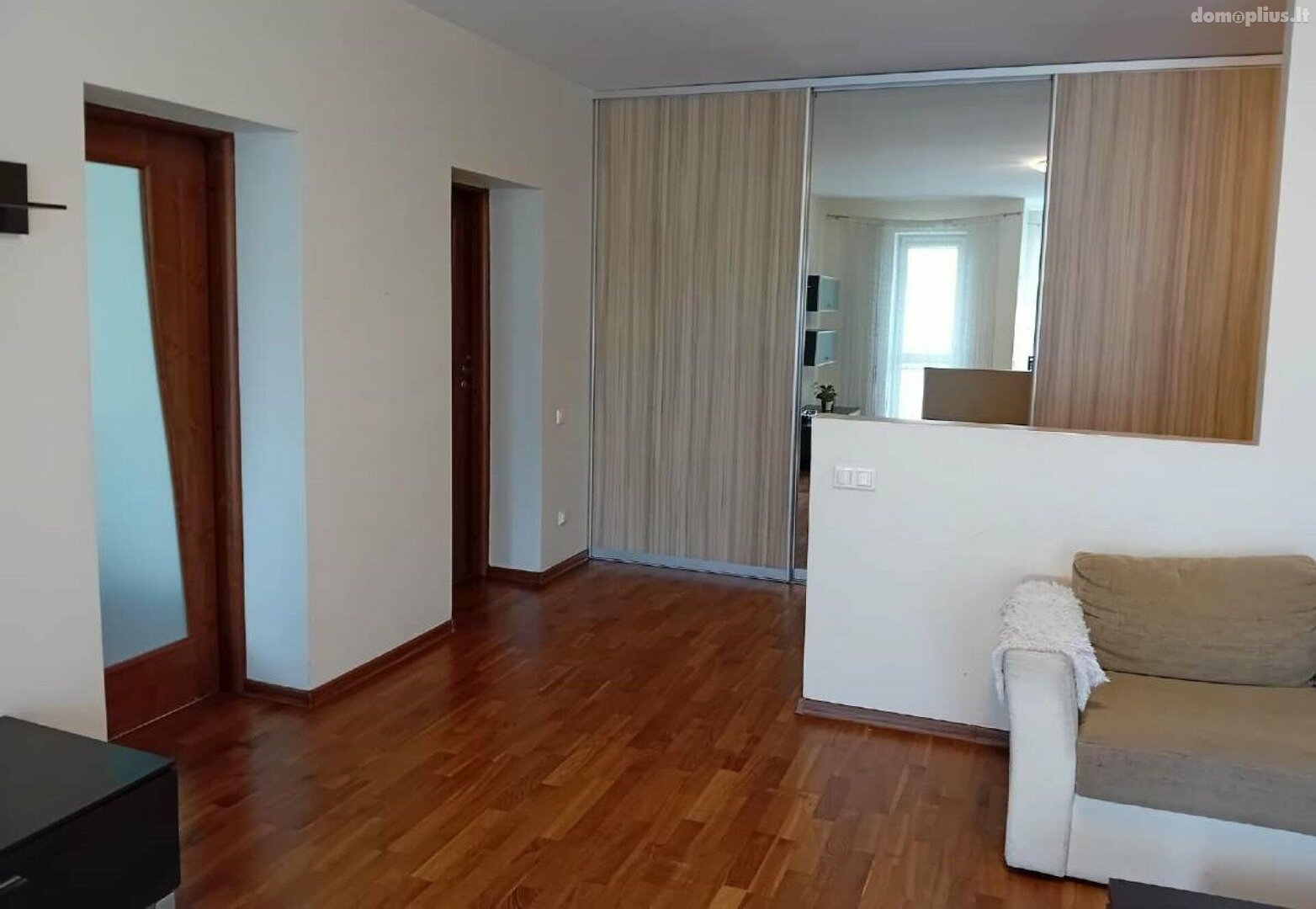 Продается 2 комнатная квартира Klaipėdoje, Tauralaukyje, Dragūnų g.