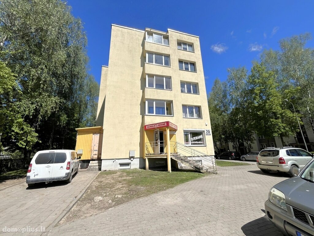 Продается 3 комнатная квартира Panevėžys, Panevėžyje, Statybininkų g.