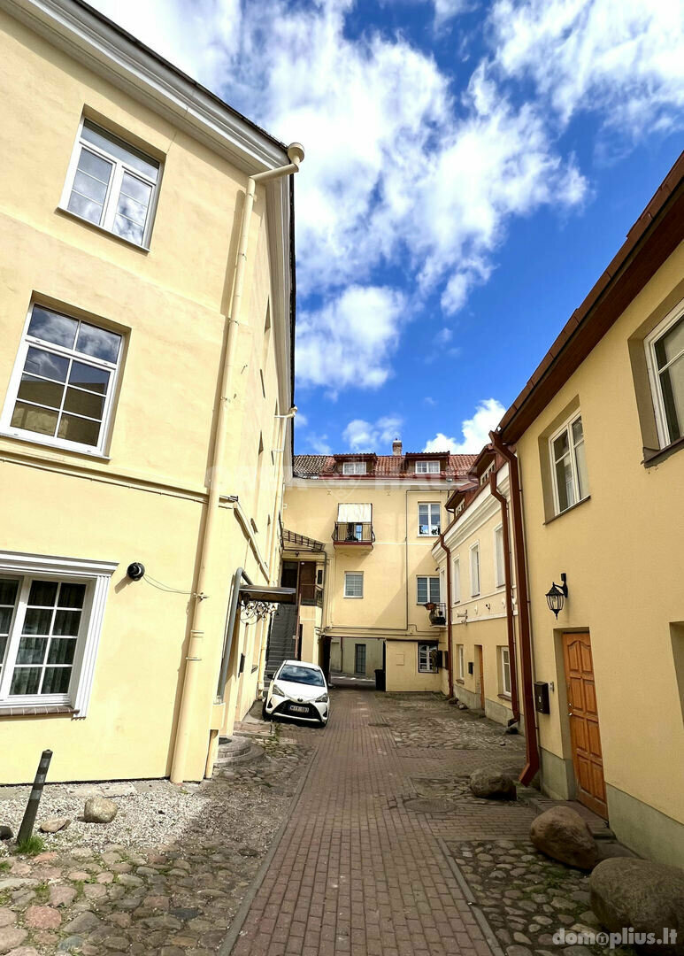 4 rooms apartment for sell Vilniuje, Senamiestyje, Pilies g.