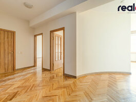 4 room apartment Vilniuje, Senamiestyje, Teatro g.