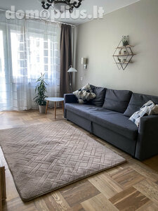 Продается 4 комнатная квартира Vilniuje, Žirmūnuose, Rinktinės g.