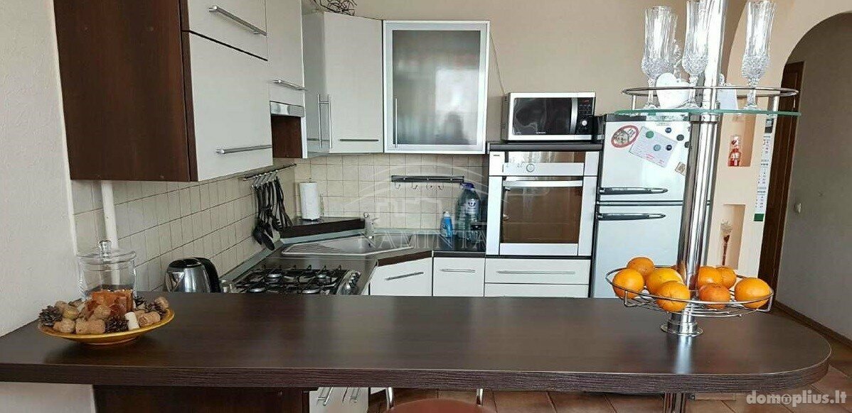 3 rooms apartment for sell Klaipėdoje, Vėtrungėje, Birutės g.