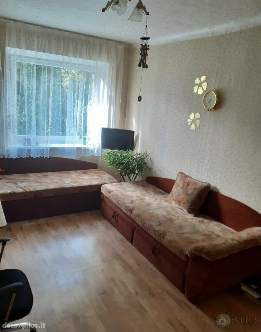 Parduodamas 2 kambarių butas Klaipėdoje, Žvejybos uostas, Minijos g.