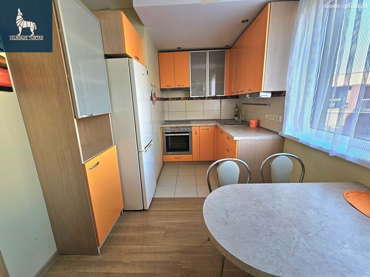 Продается 2 комнатная квартира Vilniuje, Bajoruose, Bajorų kel.