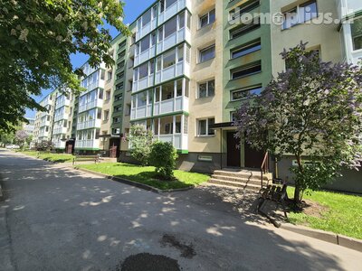 Parduodamas 2 kambarių butas Akmenės rajono sav., Naujoji Akmenė, V. Kudirkos g.