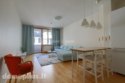 3 rooms apartment for sell Vilniuje, Senamiestyje, Teatro g.