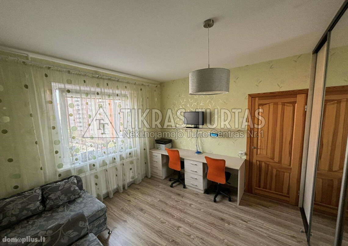 Parduodamas 3 kambarių butas Klaipėdoje, Laukininkuose, Laukininkų g.