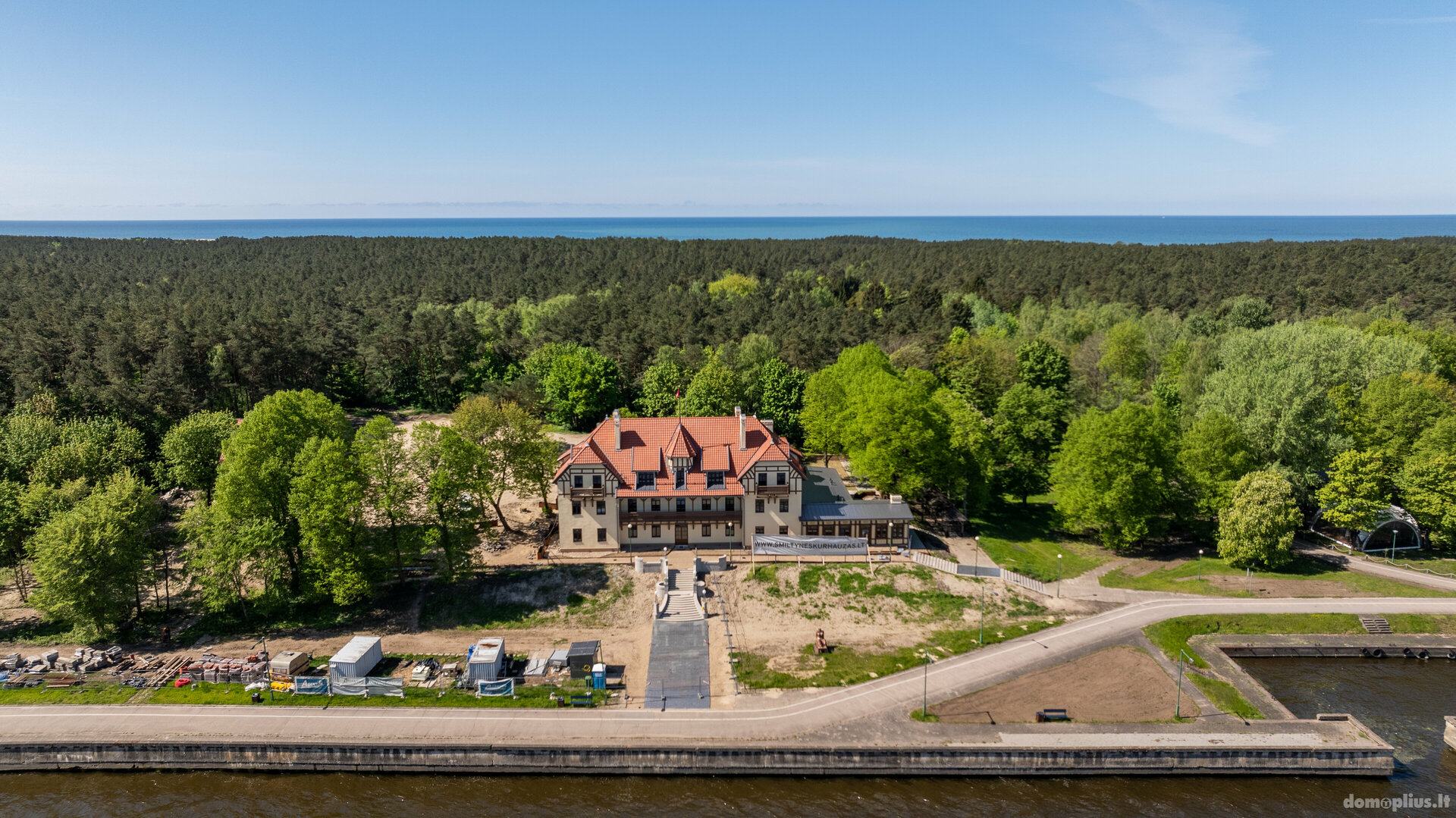 Parduodamas 4 kambarių butas Palangoje