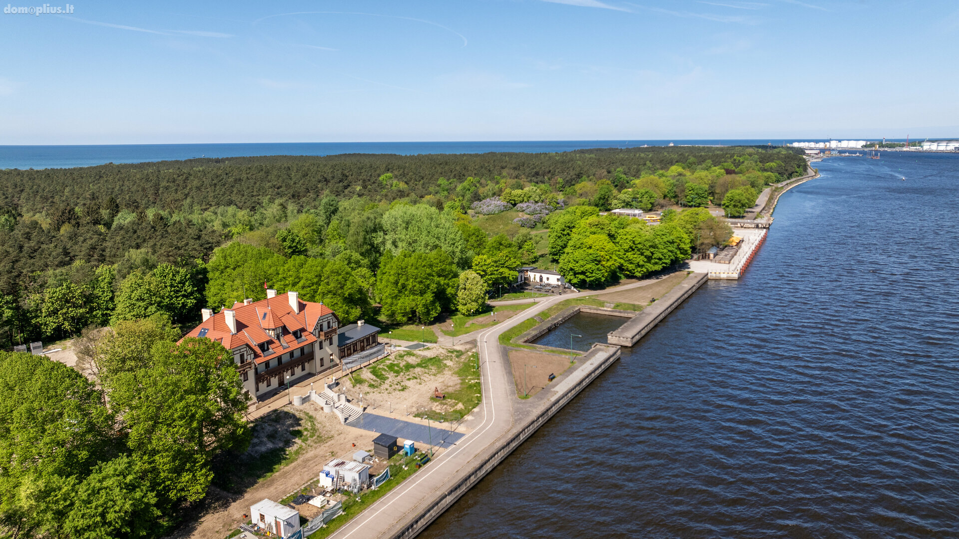 Parduodamas 4 kambarių butas Palangoje