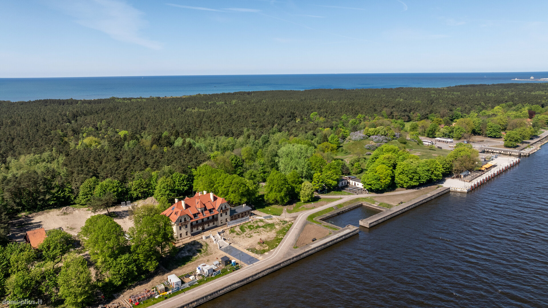 Parduodamas 4 kambarių butas Palangoje