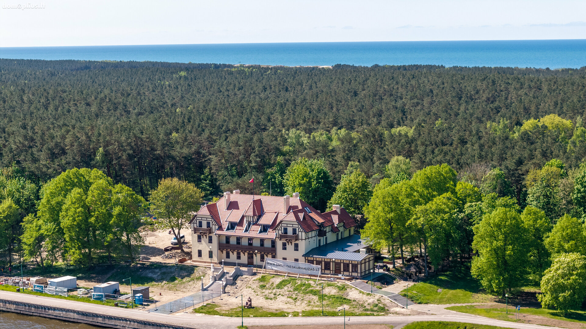 Parduodamas 4 kambarių butas Palangoje