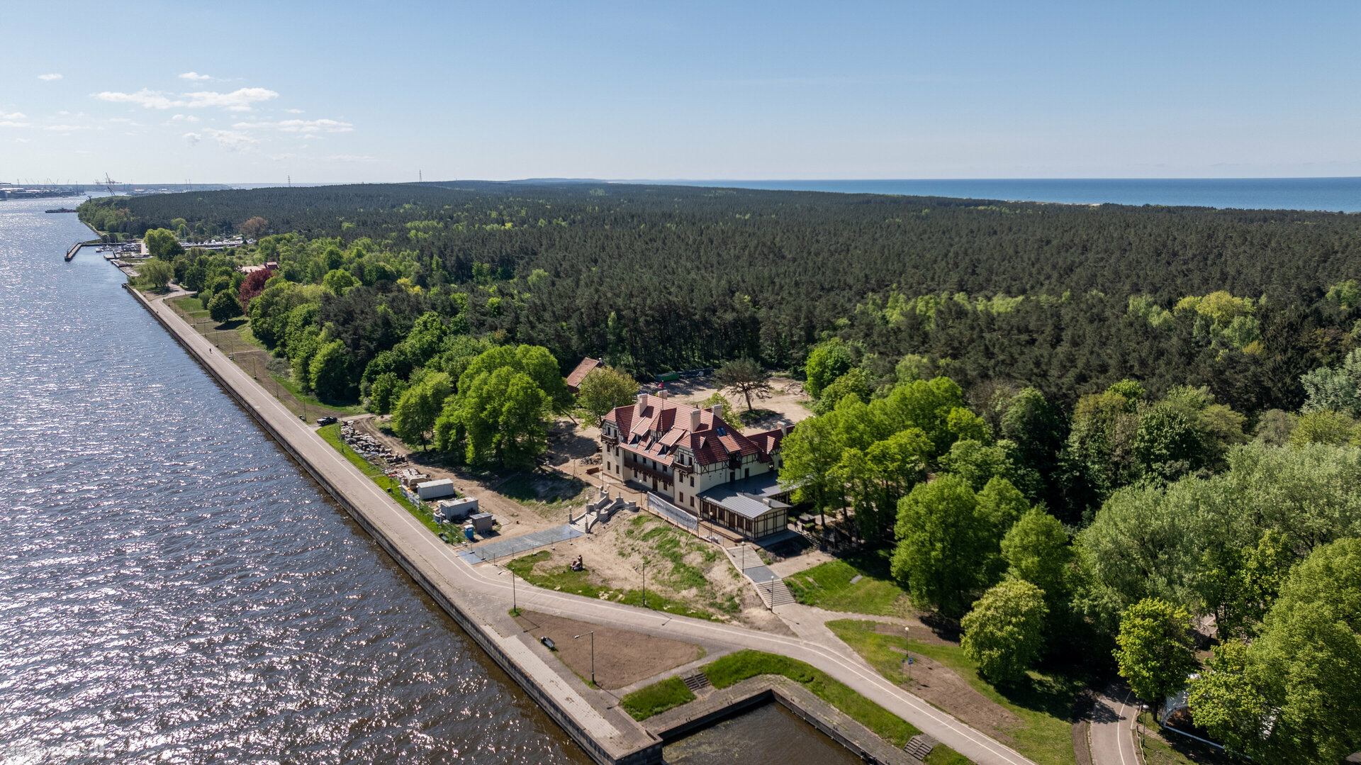 Parduodamas 2 kambarių butas Palangoje
