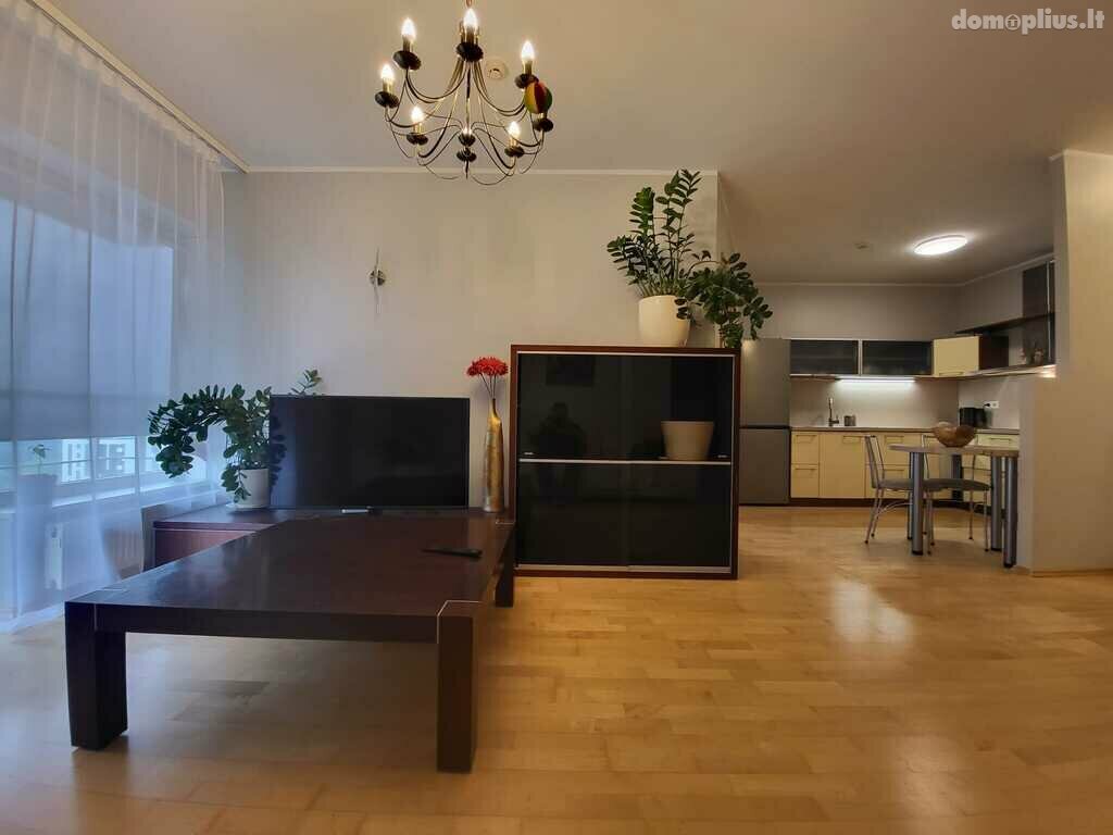 3 rooms apartment for sell Vilniuje, Viršuliškėse, Viršilų g.
