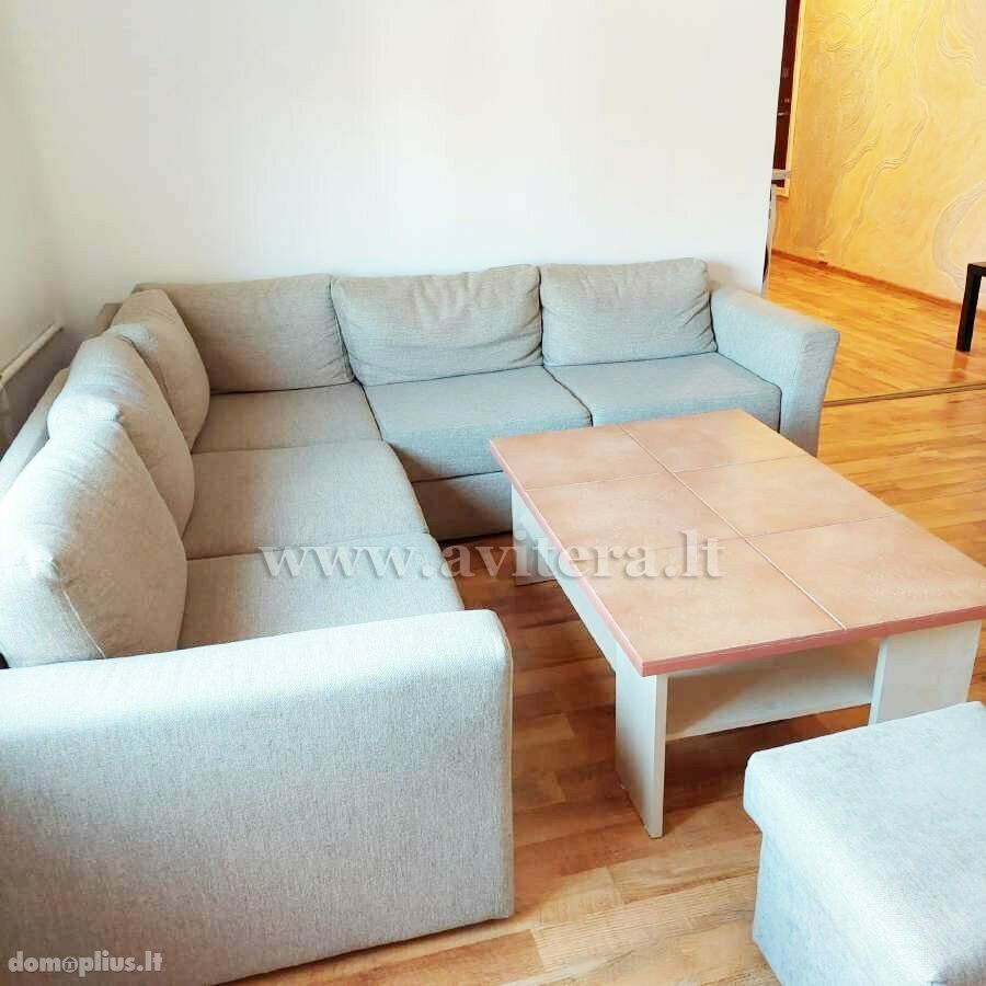 Parduodamas 2 kambarių butas Klaipėdoje, Senamiestyje, Tiltų g.