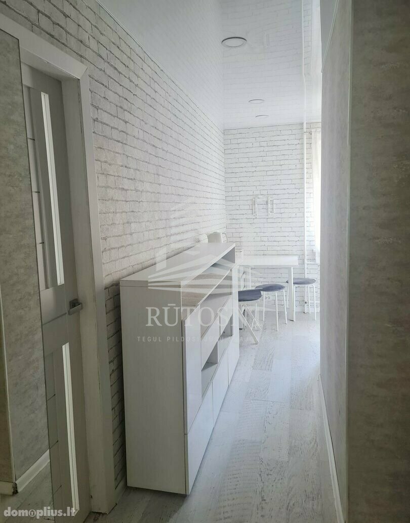 4 rooms apartment for sell Klaipėdoje, Baltijos, Baltijos pr.