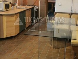 Parduodamas 2 kambarių butas Klaipėdoje, Mažojo kaimelio, Geležinkelio g.