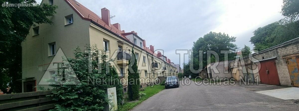 Parduodamas 2 kambarių butas Klaipėdoje, Mažojo kaimelio, Geležinkelio g.