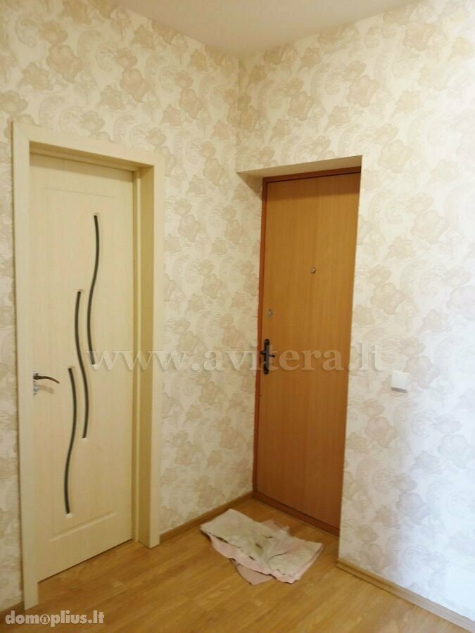 Parduodamas 4 kambarių butas Klaipėdoje, Centre, Paryžiaus Komunos g.