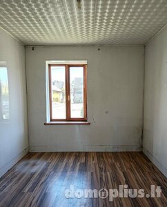 4 rooms apartment for sell Klaipėdos rajono sav., Priekulėje