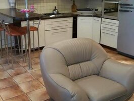 Parduodamas 3 kambarių butas Klaipėdoje, Vėtrungėje, Birutės g.