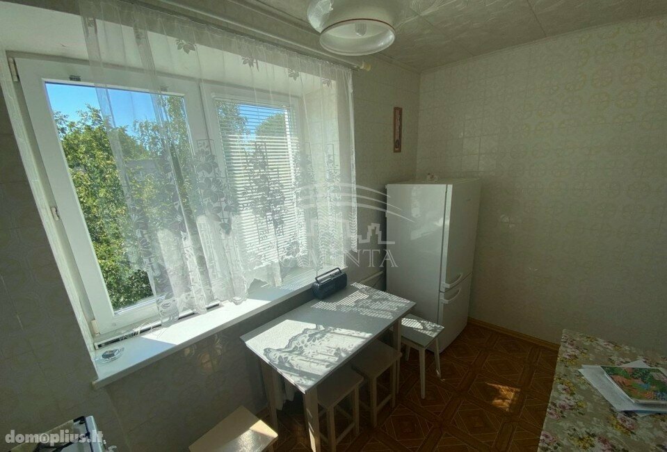 Parduodamas 2 kambarių butas Klaipėdoje, Rumpiškėse, Paryžiaus Komunos g.