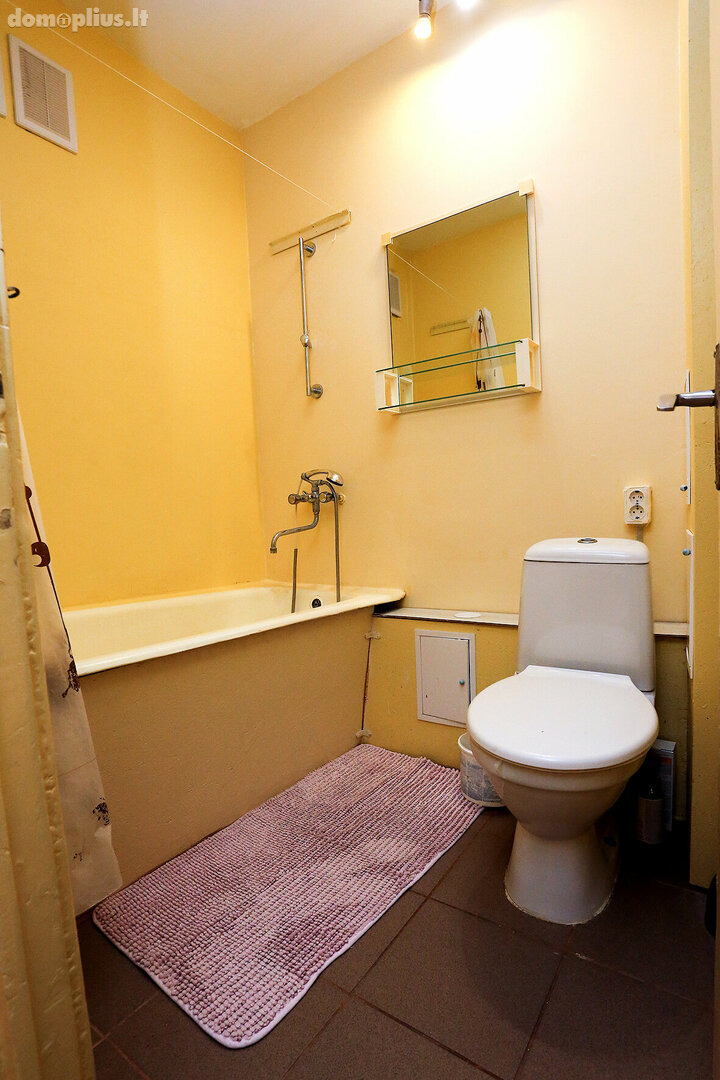 2 rooms apartment for sell Šiauliuose, Centre, A. Mickevičiaus g.