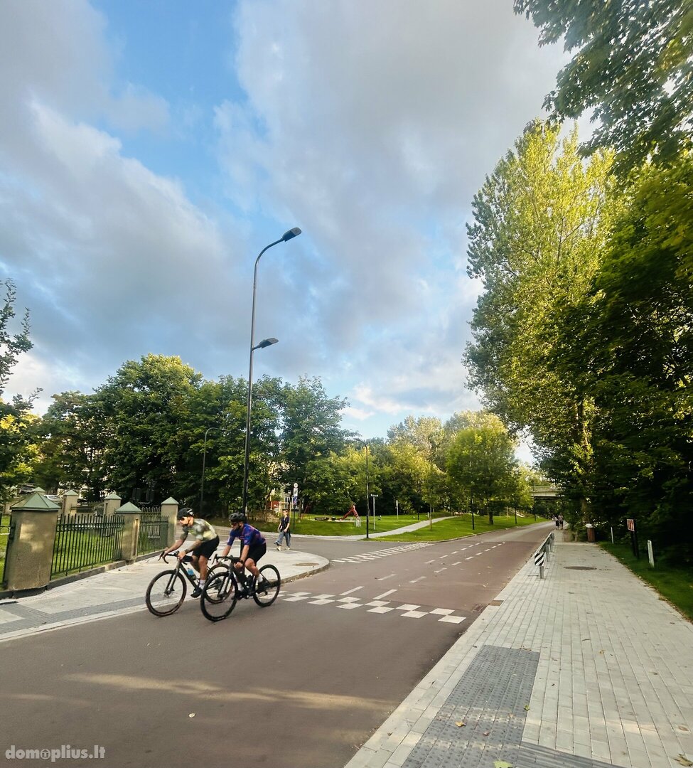 3 kambarių buto nuoma Vilniuje, Antakalnyje, K. Jauniaus g.