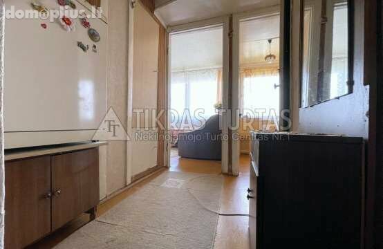 Parduodamas 1 kambario butas Klaipėdoje, Vėtrungėje, Paryžiaus Komunos g.