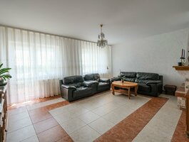 Parduodamas 4 kambarių butas Vilniuje, Pilaitėje, Bitėnų g.