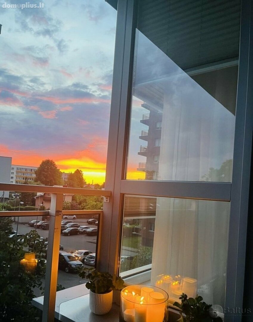 Parduodamas 2 kambarių butas Klaipėdoje, Mažojo kaimelio, Panevėžio g.
