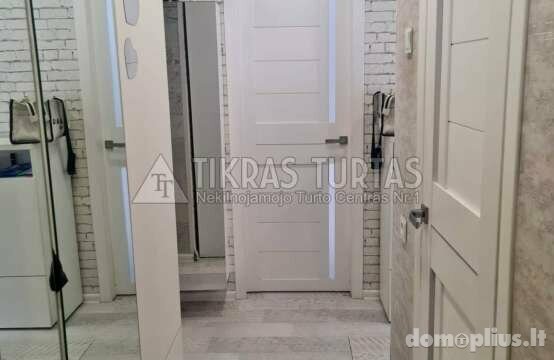 Parduodamas 4 kambarių butas Klaipėdoje, Baltijos, Baltijos pr.