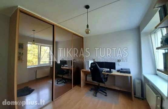 Parduodamas 3 kambarių butas Klaipėdoje, Miško, Kėdainių g.
