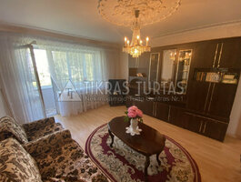 Parduodamas 2 kambarių butas Klaipėdoje, Rumpiškėse, Paryžiaus Komunos g.