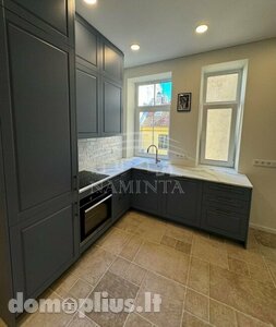 3 rooms apartment for sell Klaipėdoje, Centre, Turgaus g.