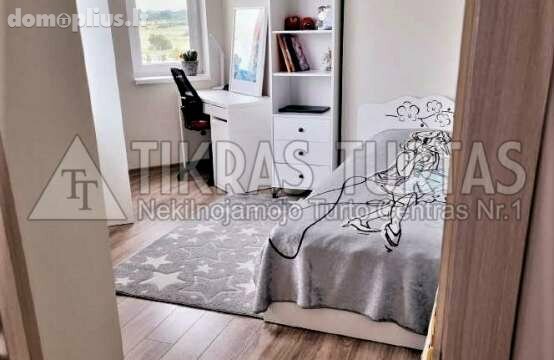 Parduodamas 4 kambarių butas Klaipėdoje, Smeltėje, Taikos pr.