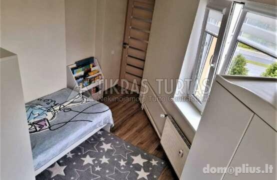 Parduodamas 4 kambarių butas Klaipėdoje, Smeltėje, Taikos pr.