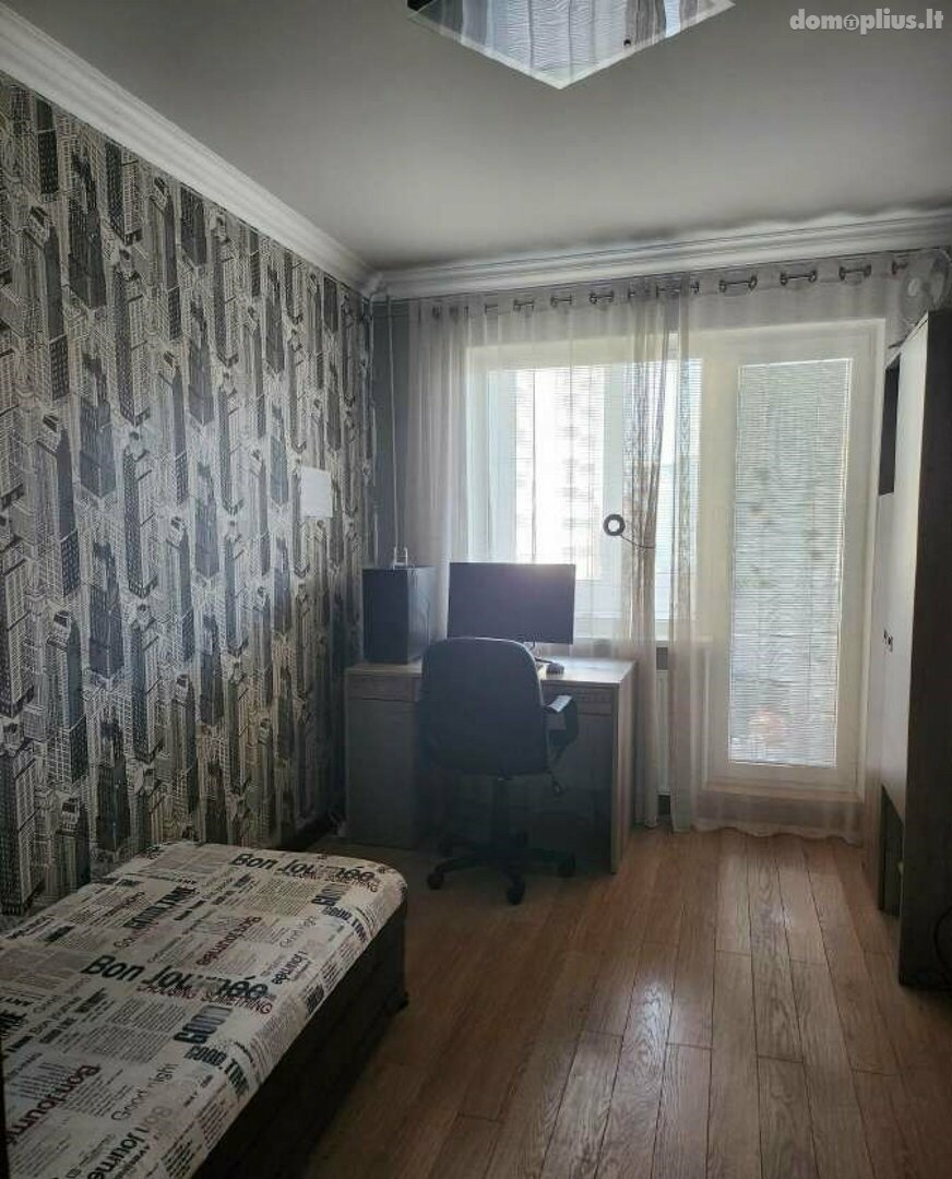 Parduodamas 3 kambarių butas Klaipėdoje, Gedminuose, Smiltelės g.