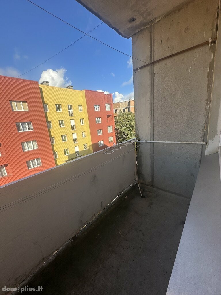 Parduodamas 3 kambarių butas Akmenės rajono sav., Naujoji Akmenė, Ramučių g.