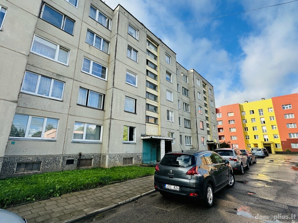 Parduodamas 3 kambarių butas Akmenės rajono sav., Naujoji Akmenė, Ramučių g.