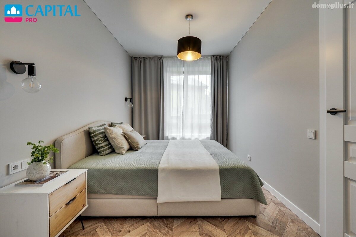 2 rooms apartment for sell Vilniuje, Naujamiestyje, Naugarduko g.