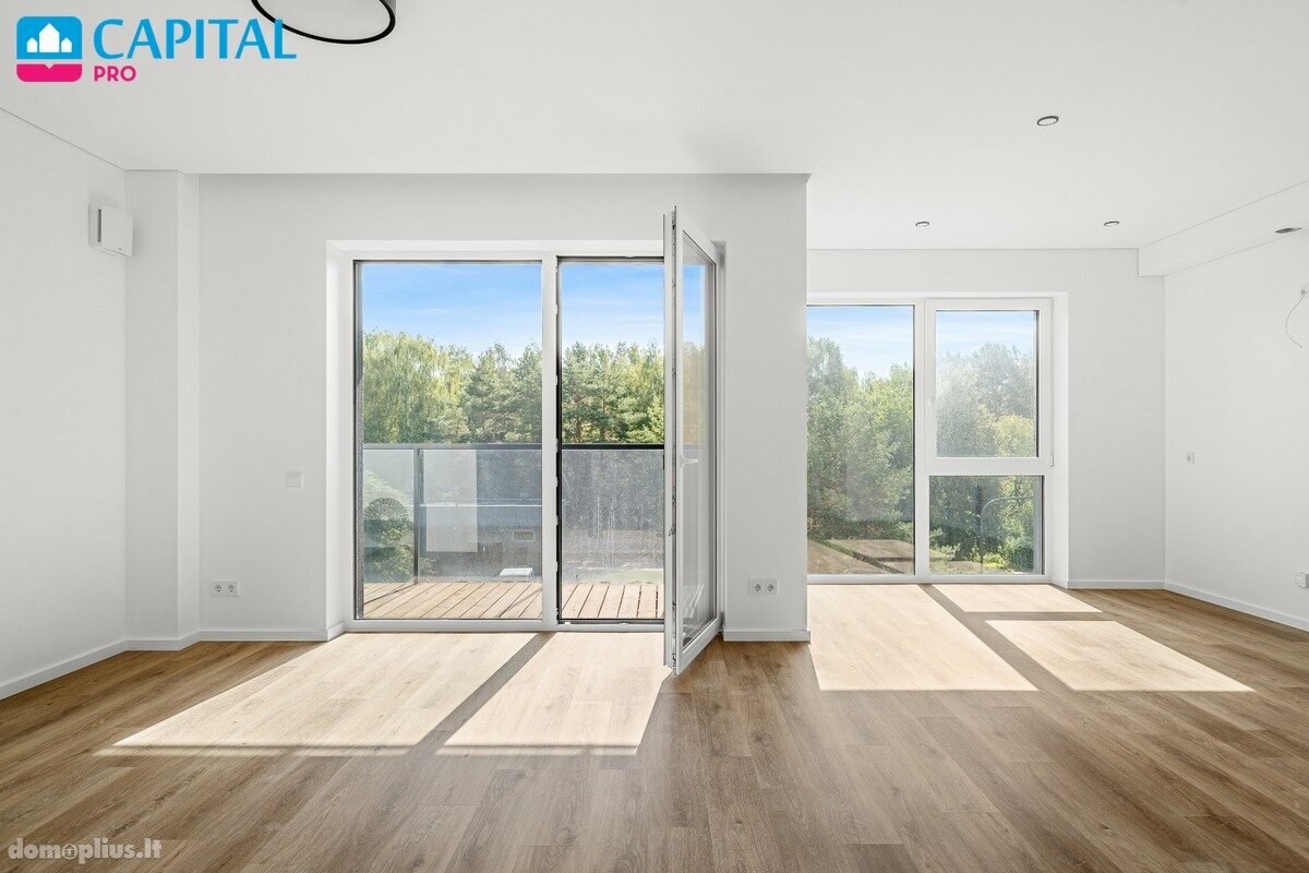 3 rooms apartment for sell Vilniuje, Šeškinėje, Laisvės pr.