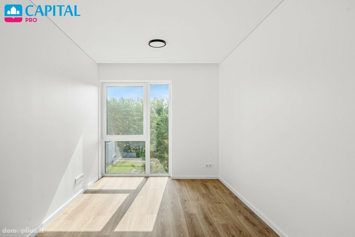 3 rooms apartment for sell Vilniuje, Šeškinėje, Laisvės pr.