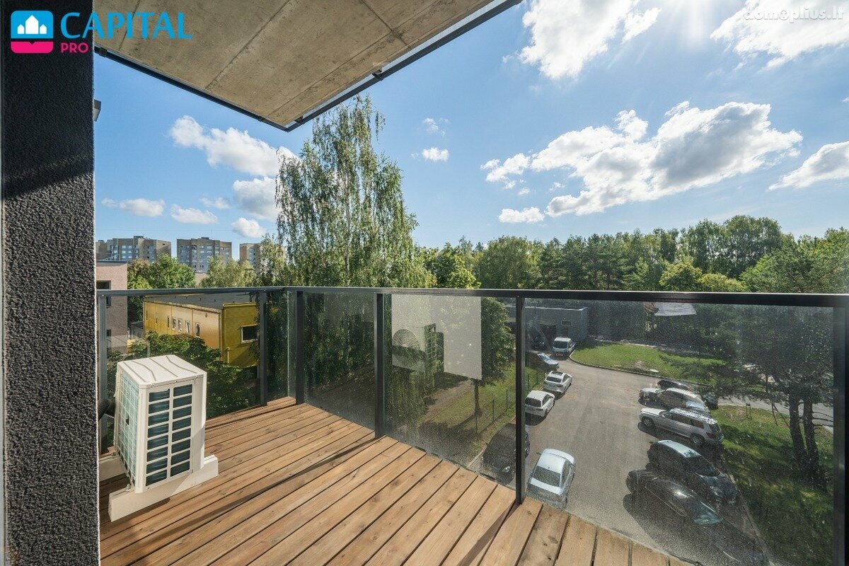 3 rooms apartment for sell Vilniuje, Šeškinėje, Laisvės pr.