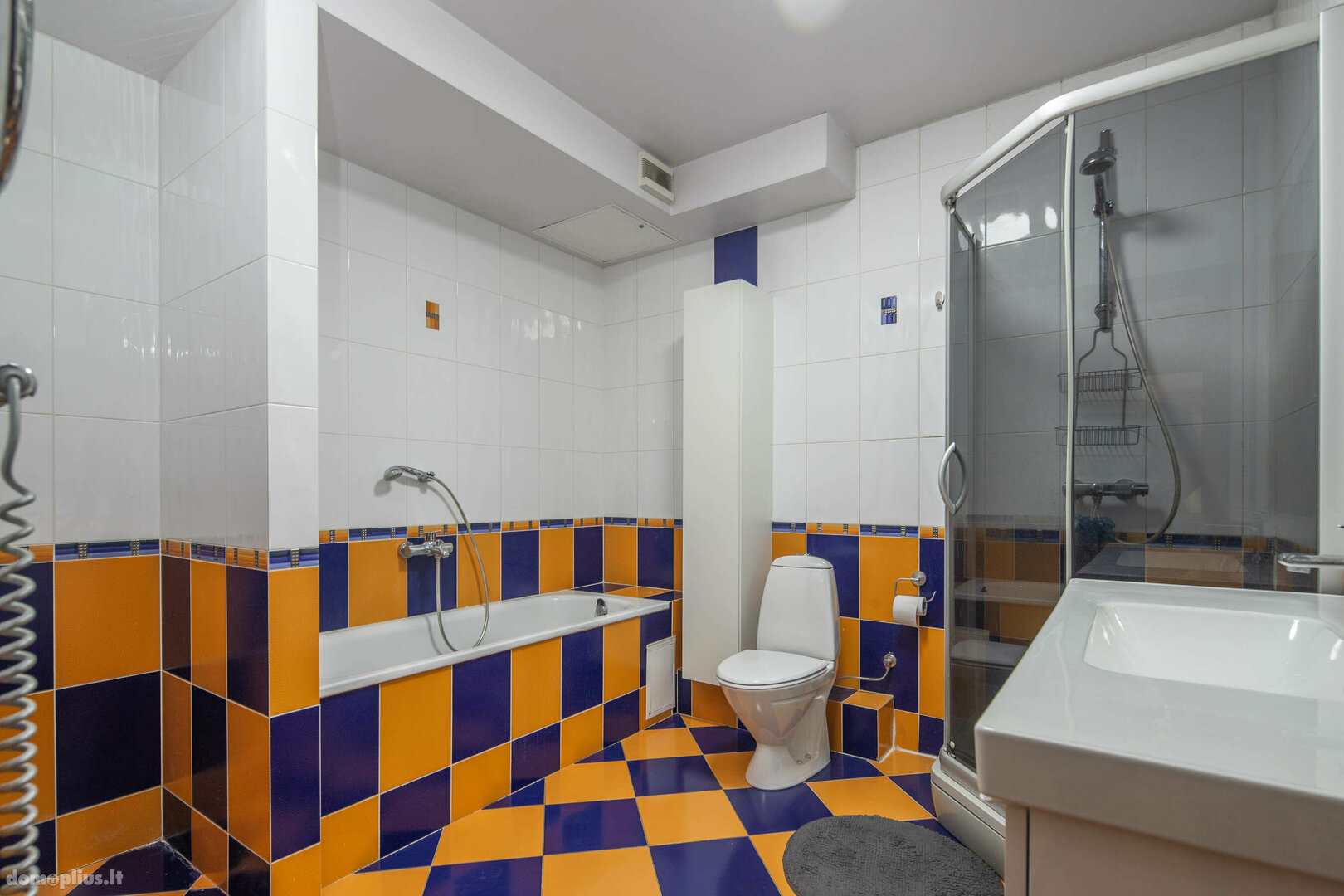 Продается 3 комнатная квартира Klaipėdoje, Centre, H. Manto g.